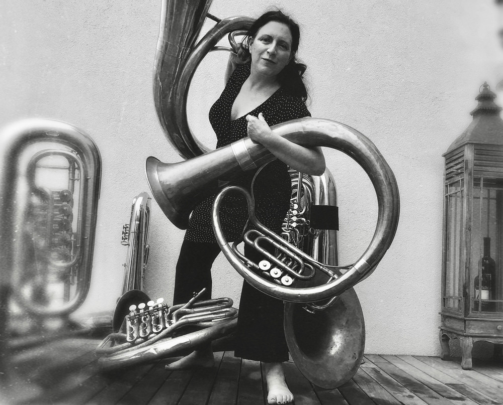 ERIKA STUCKY s STARKER SCHNAPS TUBA KONG ES GILT DER WINTER ERIKA STUCKY s STARKER SCHNAPS TUBA KONG ES GILT DER WINTER